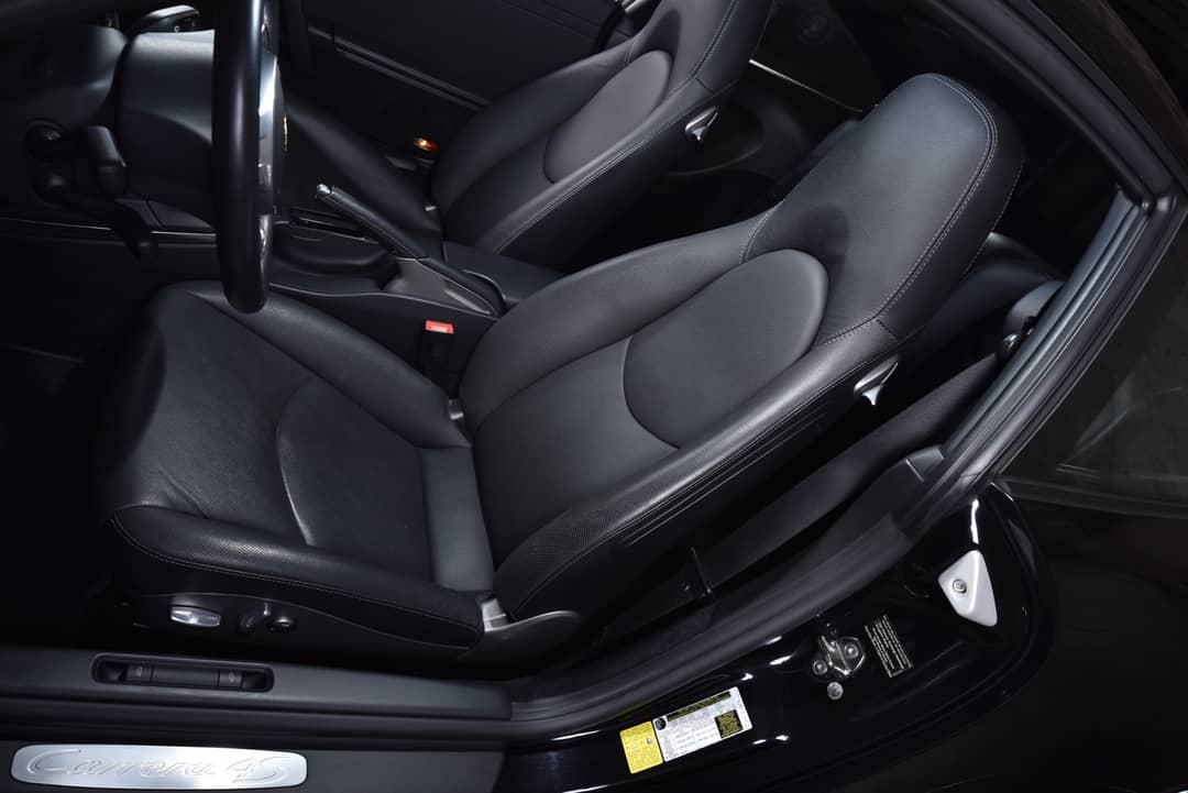 2012 Porsche 911 Carrera 4S — photo 16