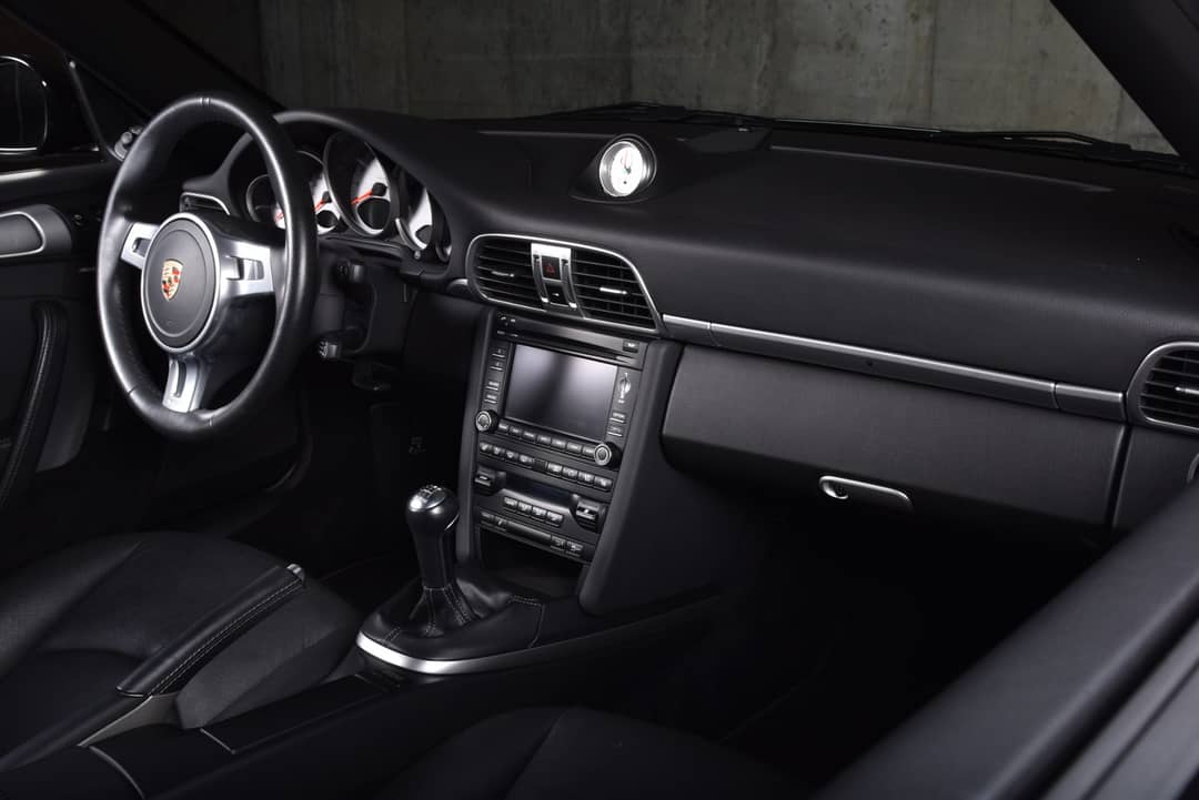 2012 Porsche 911 Carrera 4S — photo 22