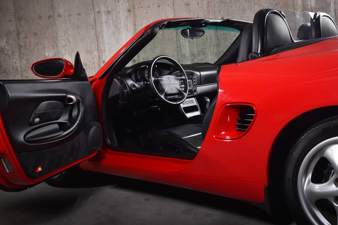 2000 Porsche Boxster Base — photo 19