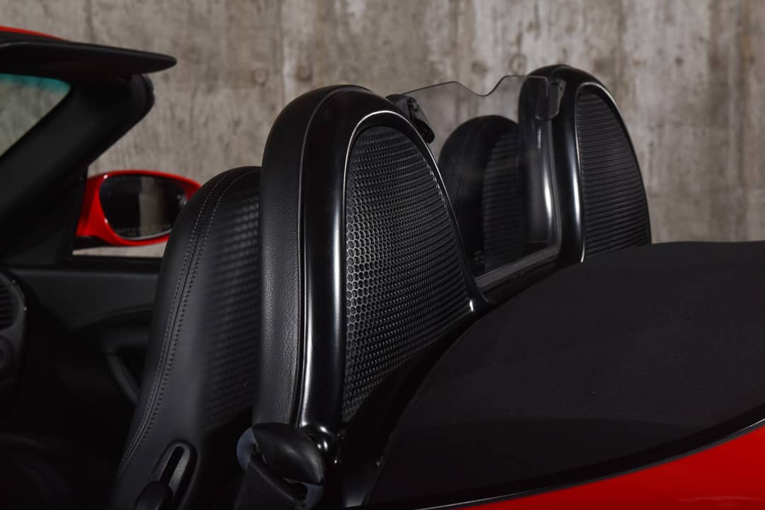 2000 Porsche Boxster Base — photo 23