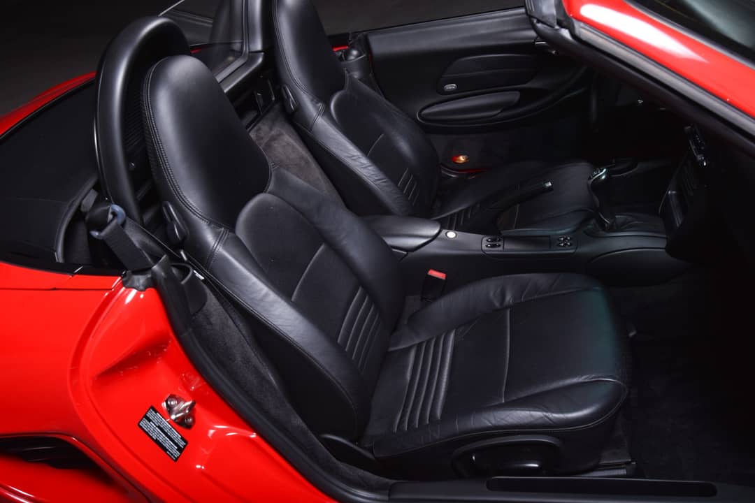 2000 Porsche Boxster Base — photo 36