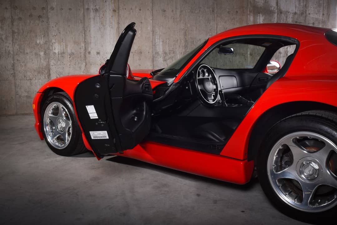 1997 Dodge Viper GTS — photo 20