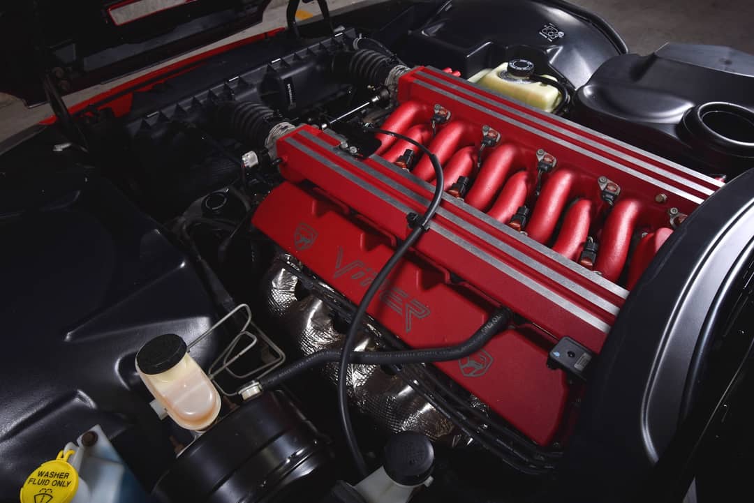 1997 Dodge Viper GTS — photo 39