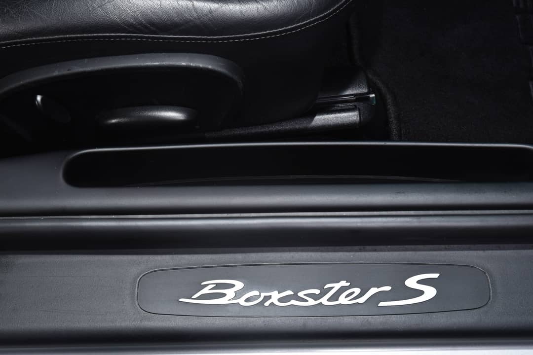 2001 Porsche Boxster — photo 26