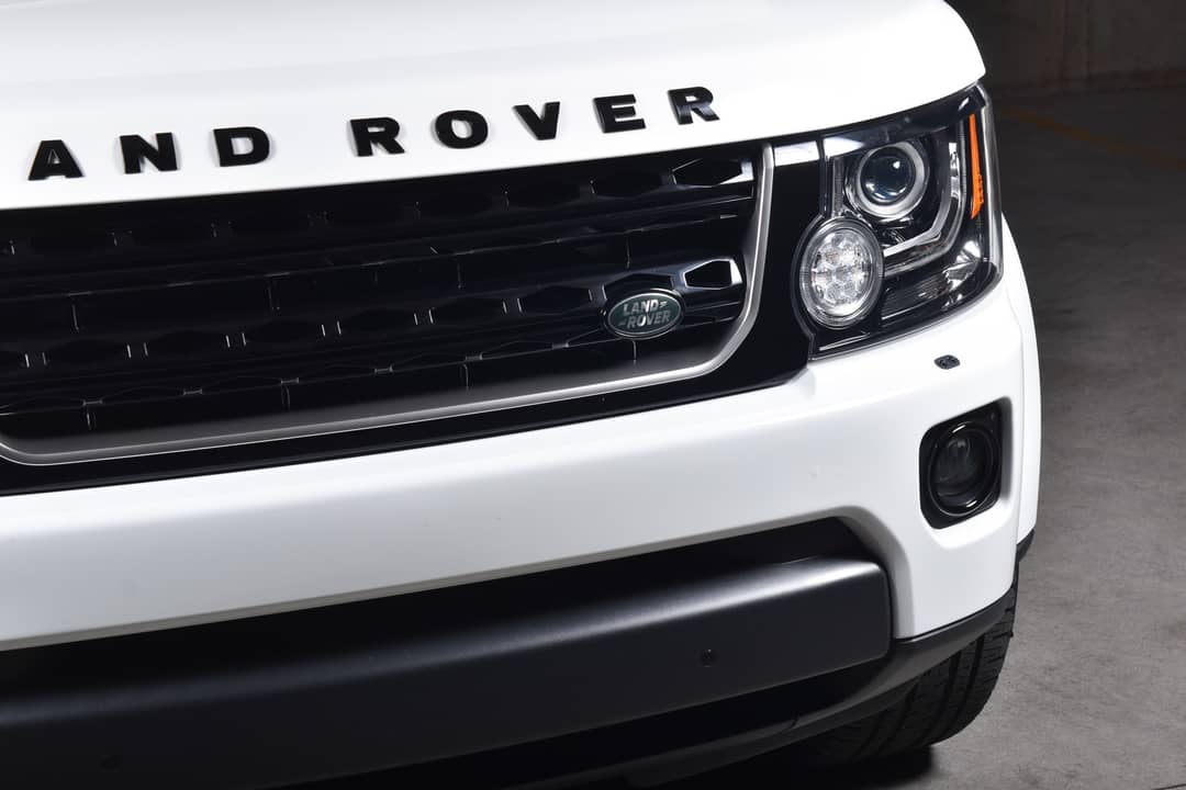 2016 Land Rover LR4 HSE — photo 11