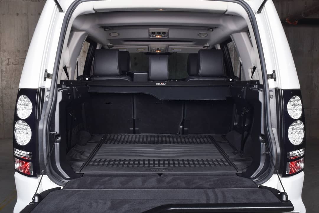 2016 Land Rover LR4 HSE — photo 17
