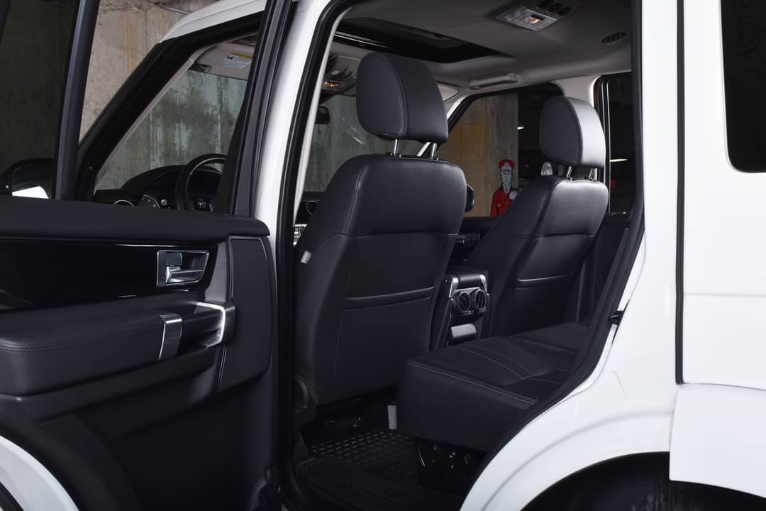 2016 Land Rover LR4 HSE — photo 23