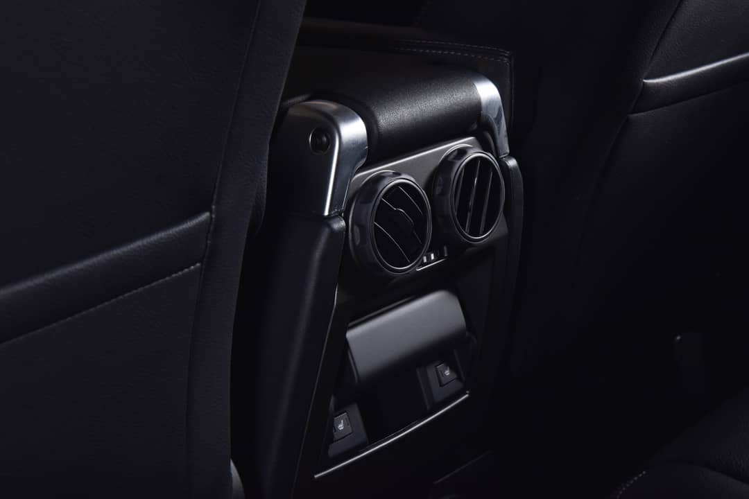 2016 Land Rover LR4 HSE — photo 24