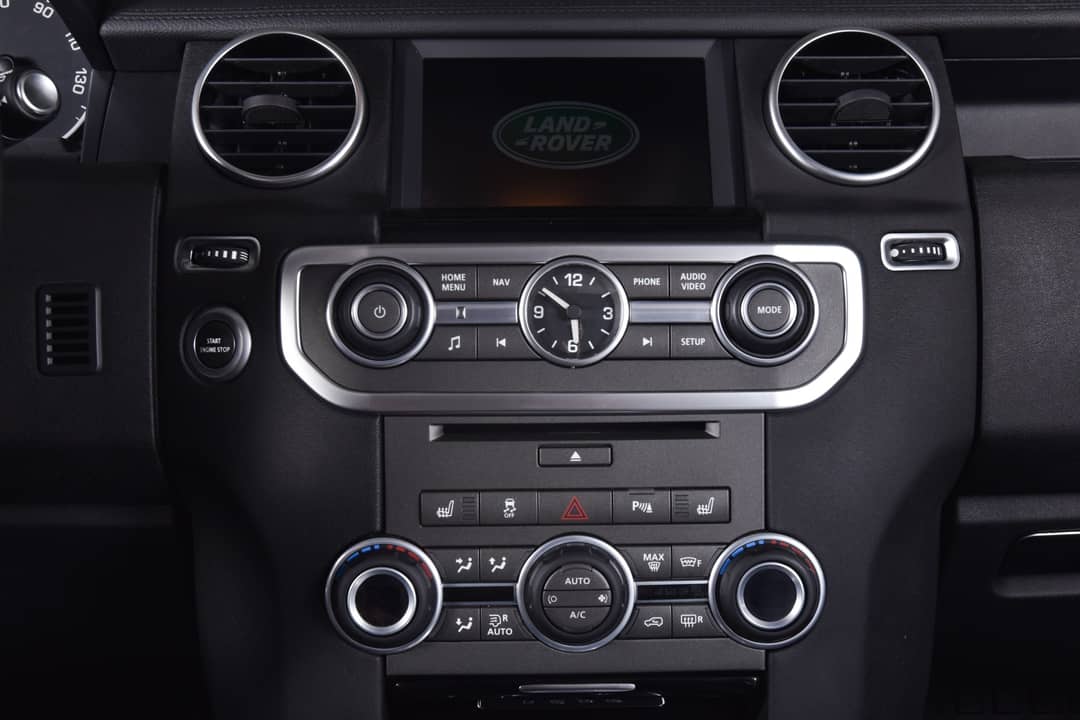 2016 Land Rover LR4 HSE — photo 28