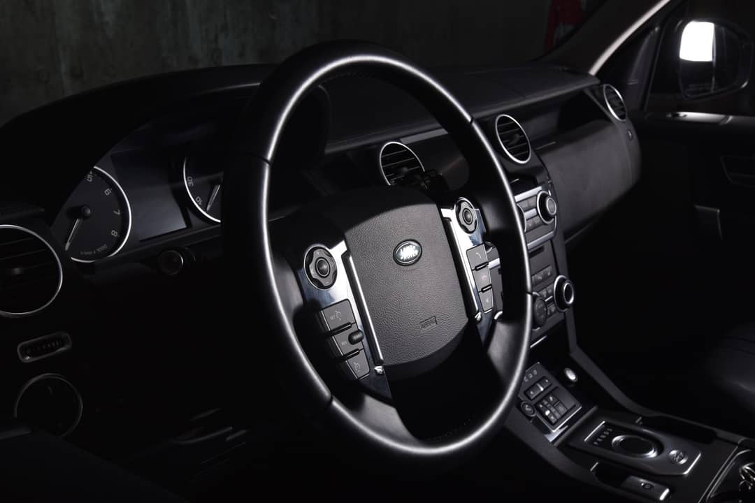 2016 Land Rover LR4 HSE — photo 32