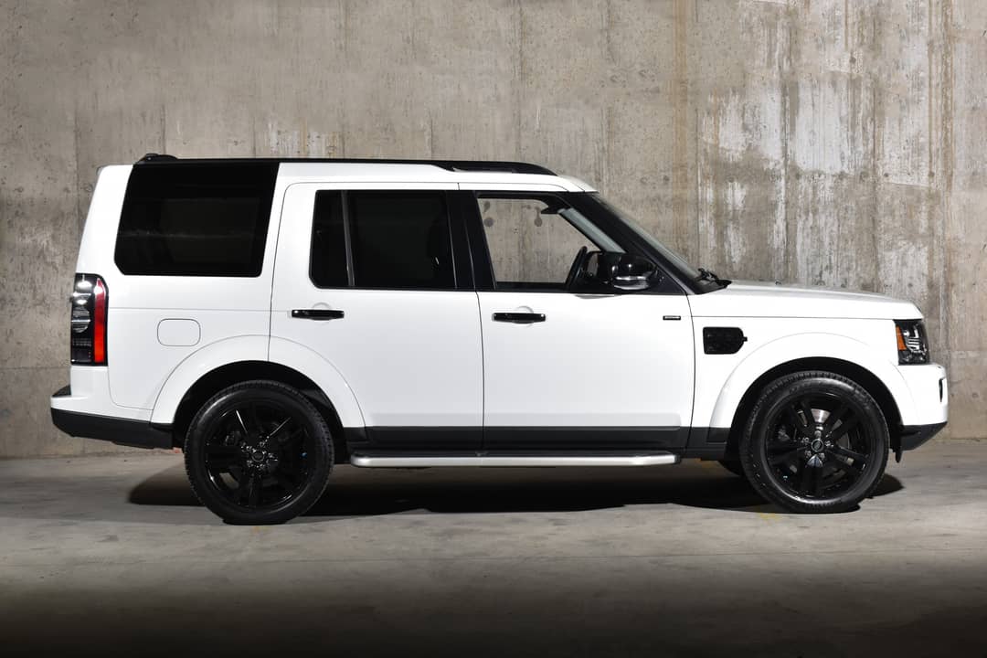2016 Land Rover LR4 HSE — photo 10