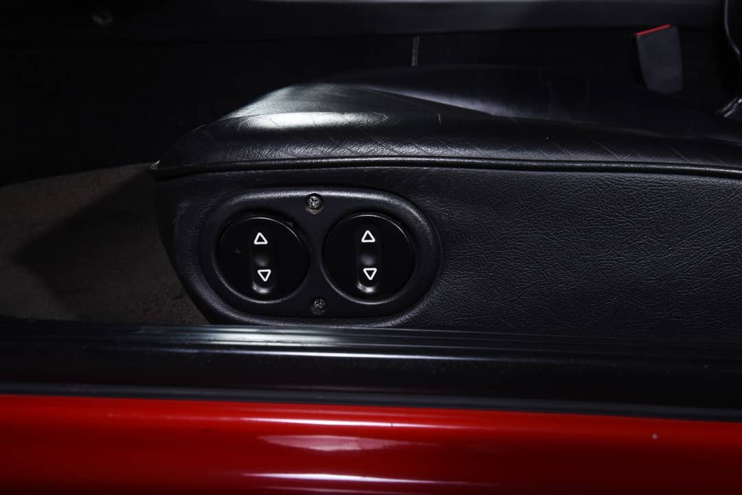 1989 Porsche 944 Turbo — photo 34