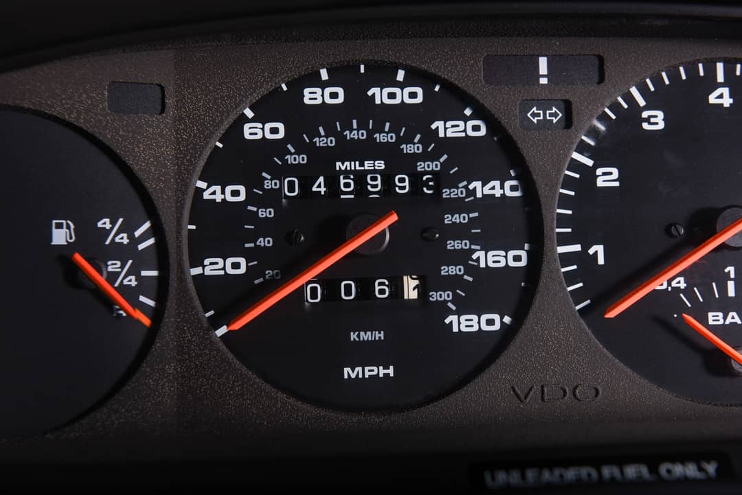 1989 Porsche 944 Turbo — photo 39
