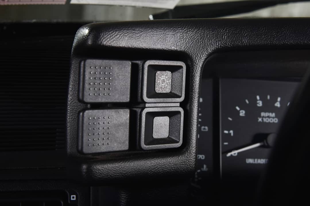1993 Ford Mustang LX 5.0 — photo 25