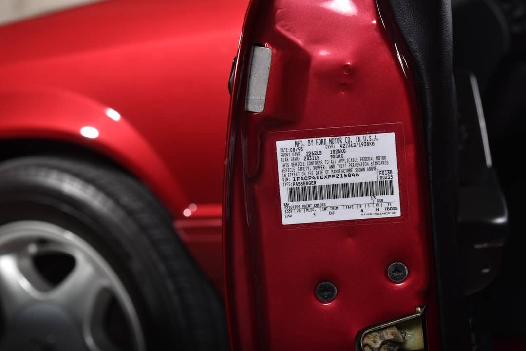 1993 Ford Mustang LX 5.0 — photo 35