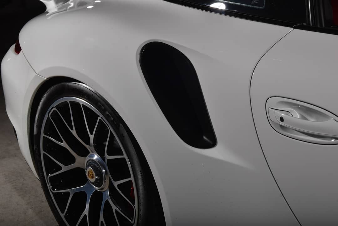 2015 Porsche 911 Turbo S — photo 13