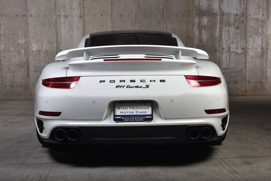 2015 Porsche 911 Turbo S — photo 6