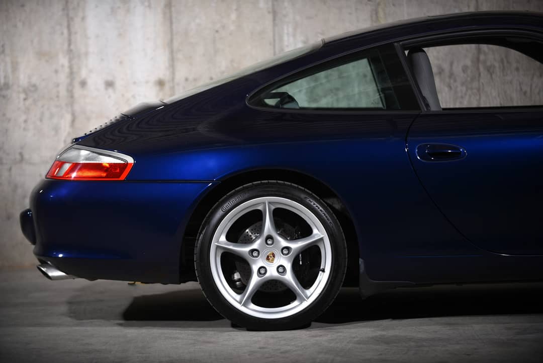 2002 Porsche 911 Carrera — photo 11