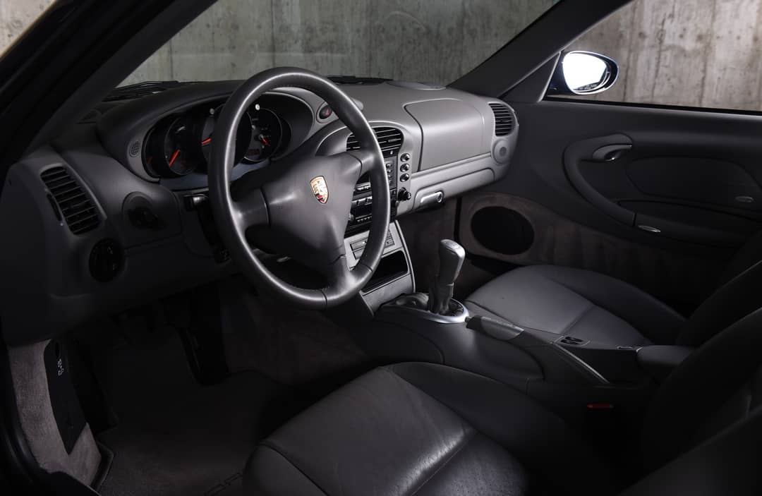 2002 Porsche 911 Carrera — photo 31
