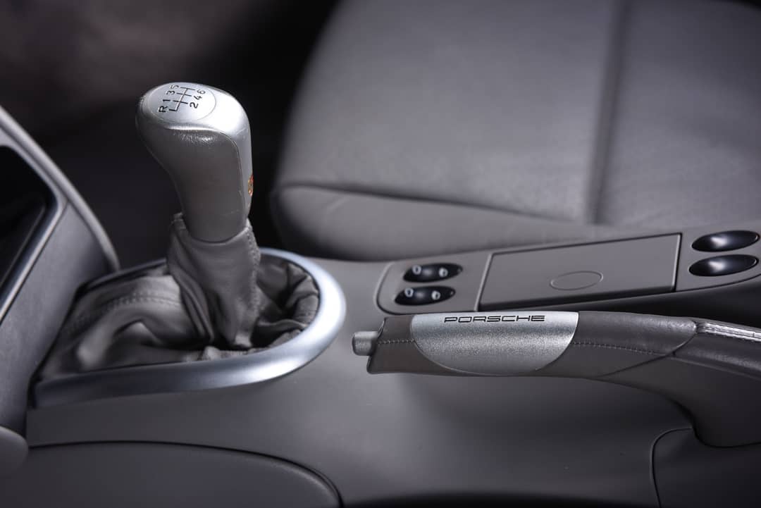 2002 Porsche 911 Carrera — photo 32