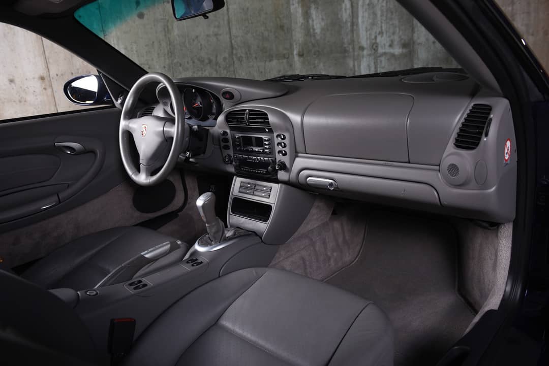 2002 Porsche 911 Carrera — photo 36