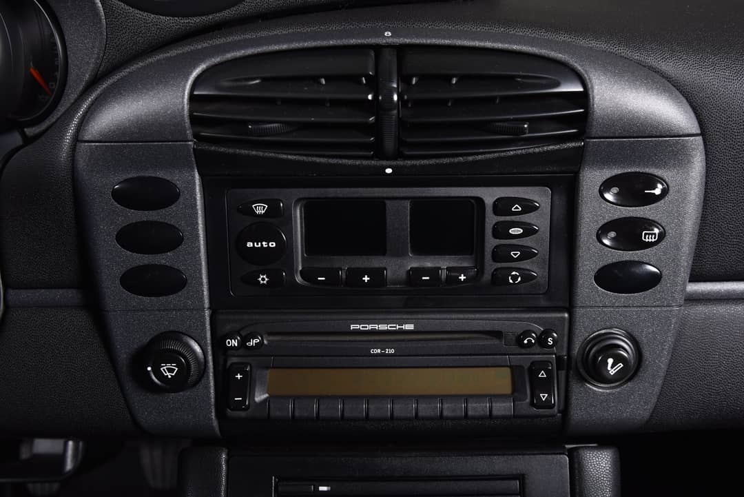 1999 Porsche 911 Carrera — photo 24
