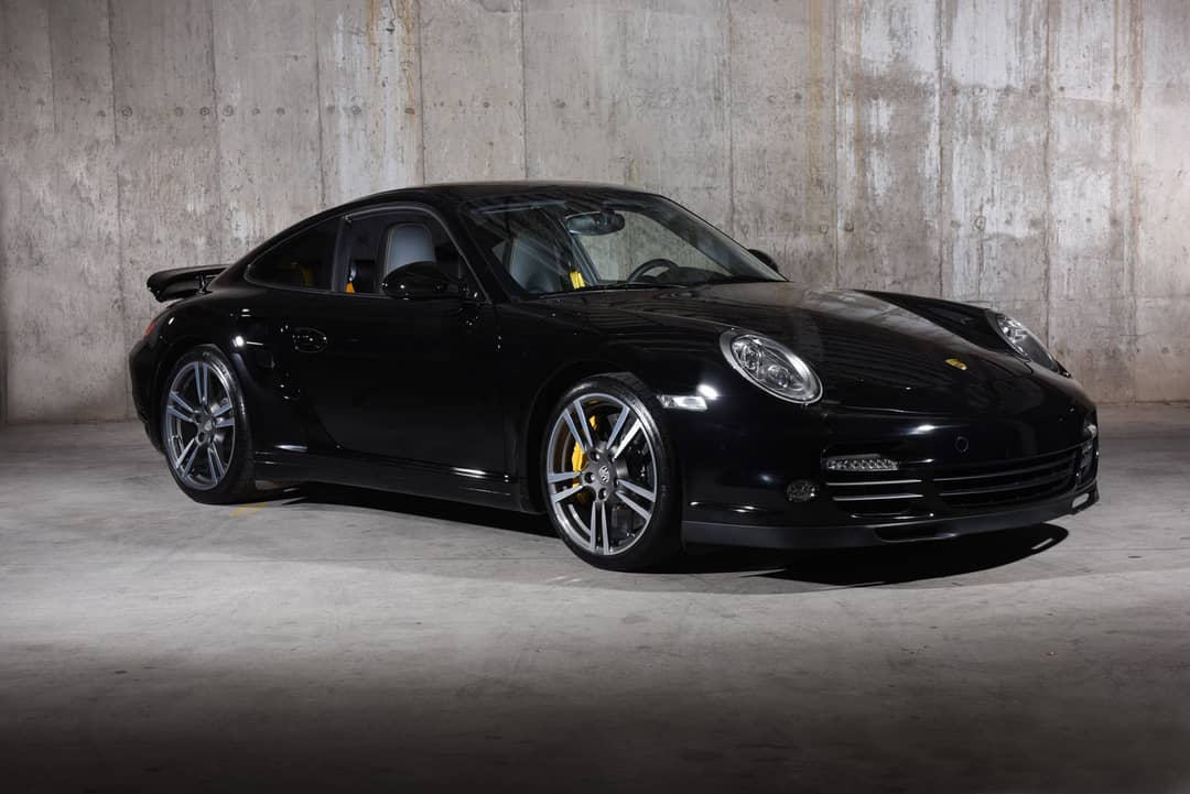2011 Porsche 911 Turbo S — photo 2