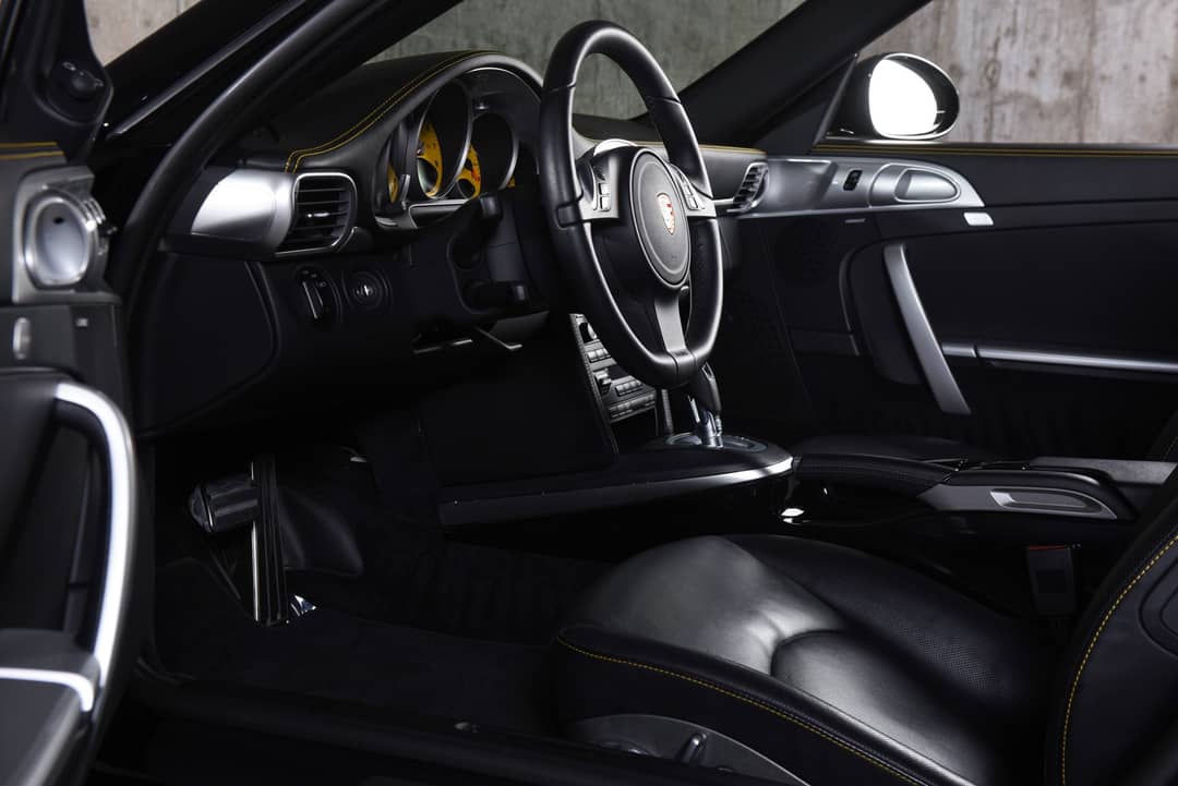 2011 Porsche 911 Turbo S — photo 19