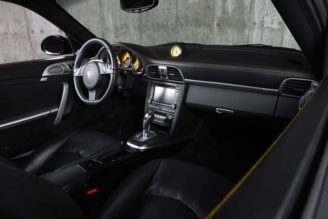 2011 Porsche 911 Turbo S — photo 27