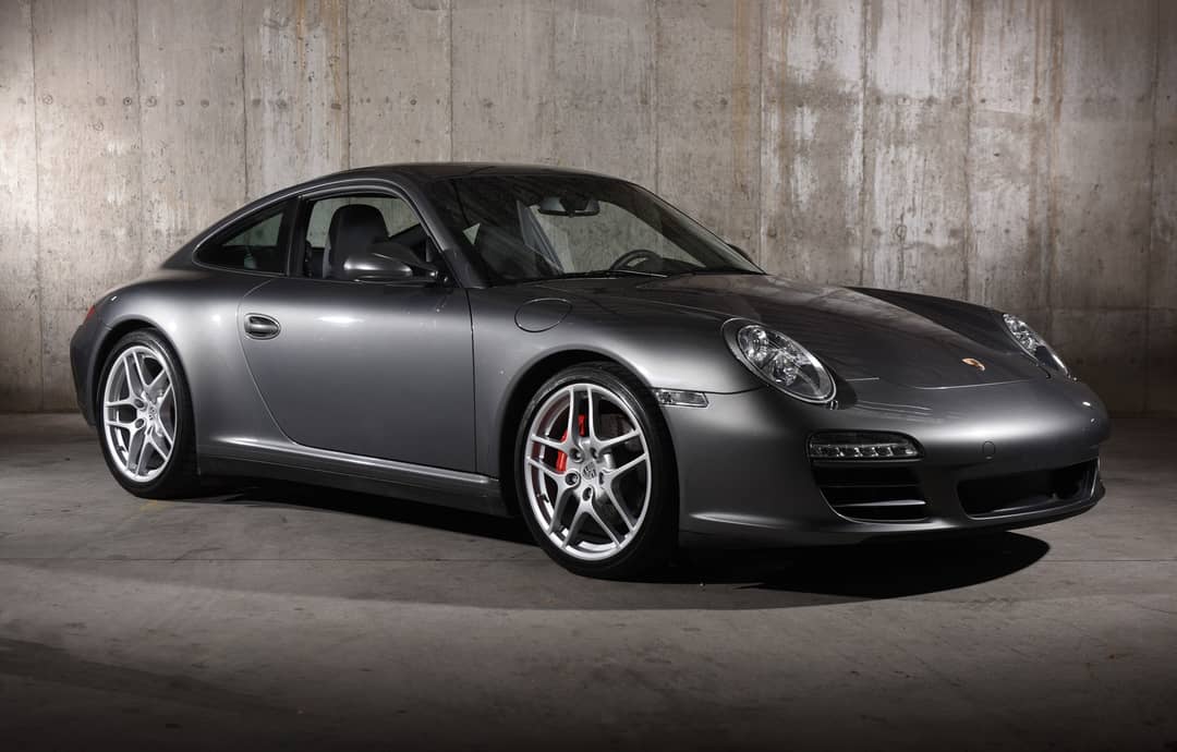 2010 Porsche 911 Carrera 4S — photo 2
