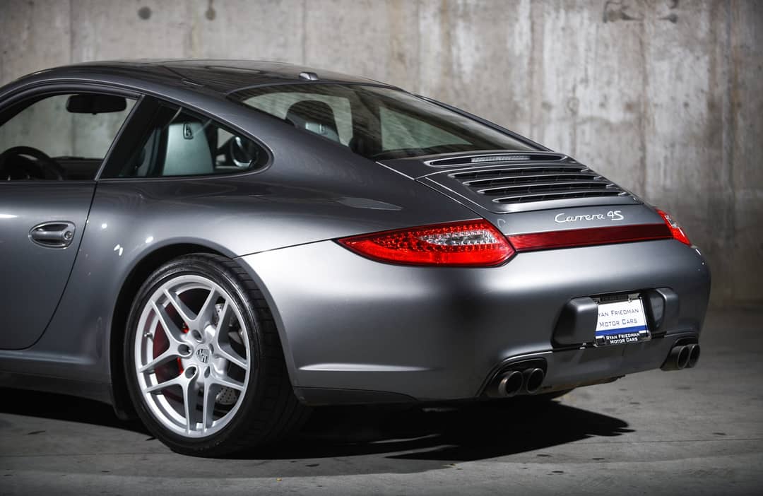 2010 Porsche 911 Carrera 4S — photo 17