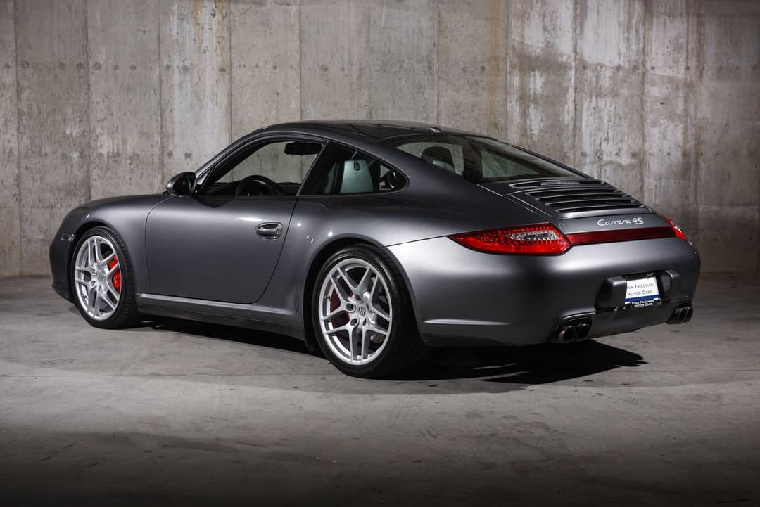 2010 Porsche 911 Carrera 4S — photo 3