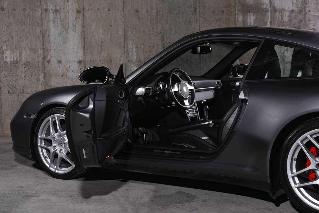 2010 Porsche 911 Carrera 4S — photo 20