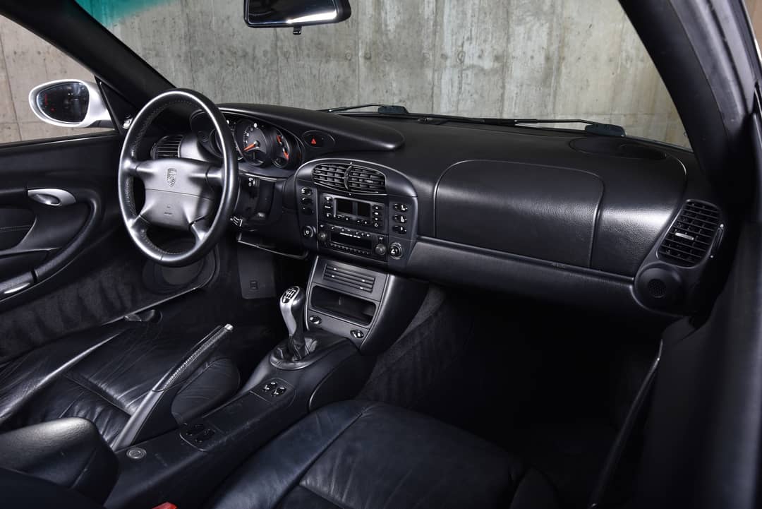 2000 Porsche 911 Carrera — photo 27