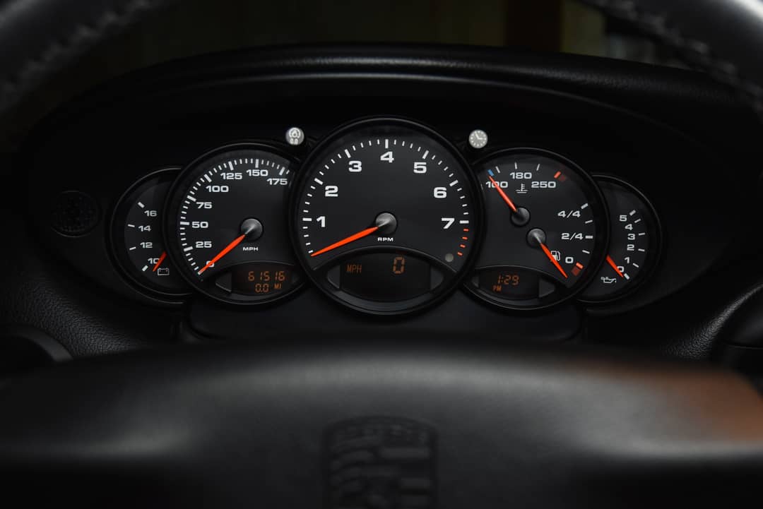 2000 Porsche 911 Carrera — photo 36