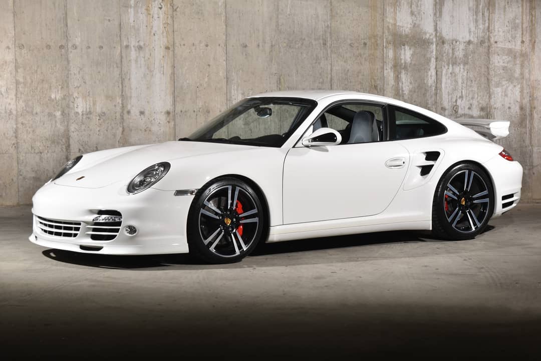 2011 Porsche 911 Turbo — photo 2