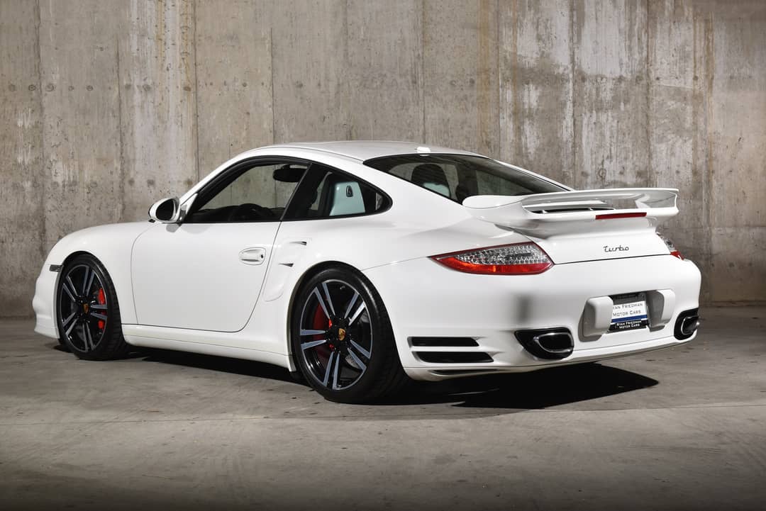 2011 Porsche 911 Turbo — photo 3