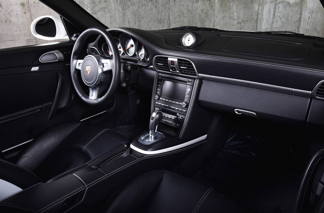 2011 Porsche 911 Turbo — photo 21