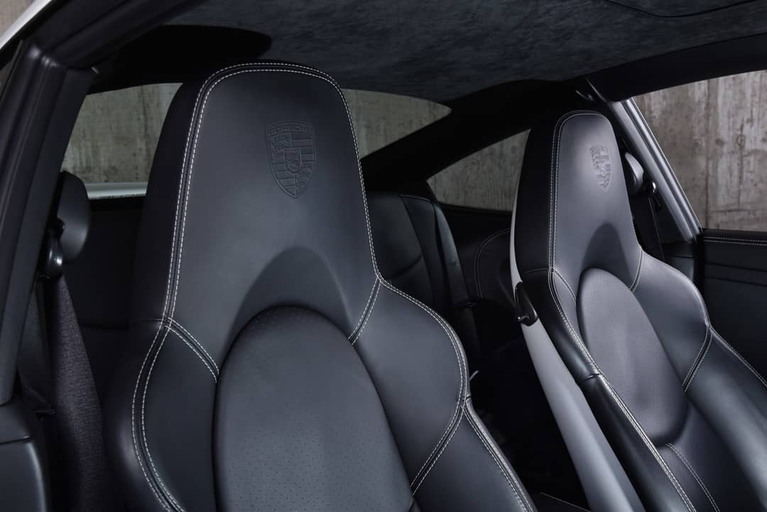 2011 Porsche 911 Turbo — photo 23