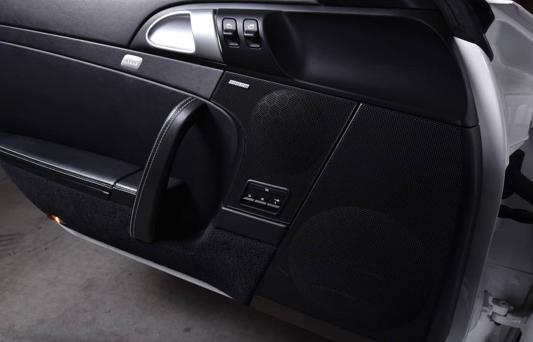 2011 Porsche 911 Turbo — photo 24