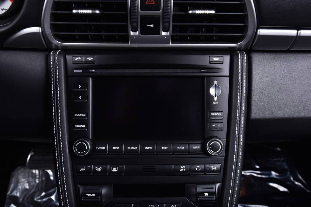 2011 Porsche 911 Turbo — photo 25