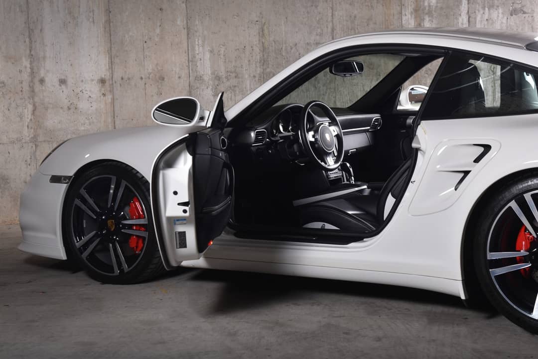 2011 Porsche 911 Turbo — photo 29