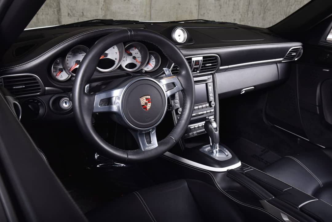 2011 Porsche 911 Turbo — photo 31
