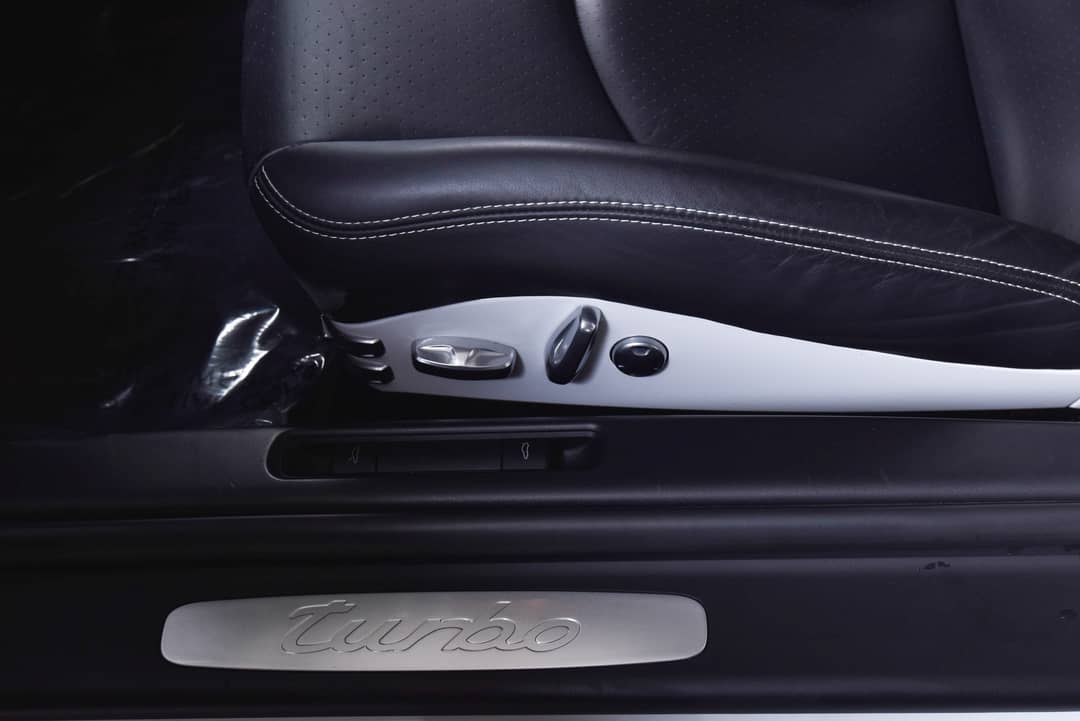 2011 Porsche 911 Turbo — photo 32