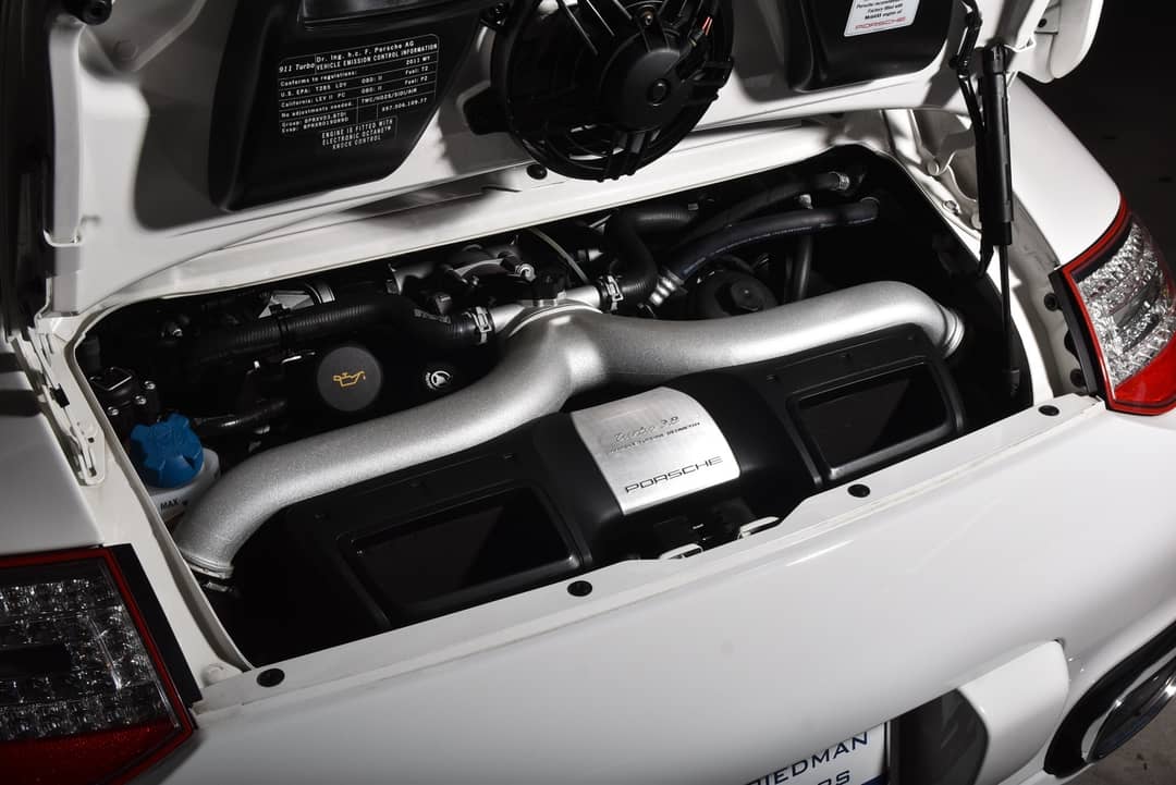 2011 Porsche 911 Turbo — photo 34