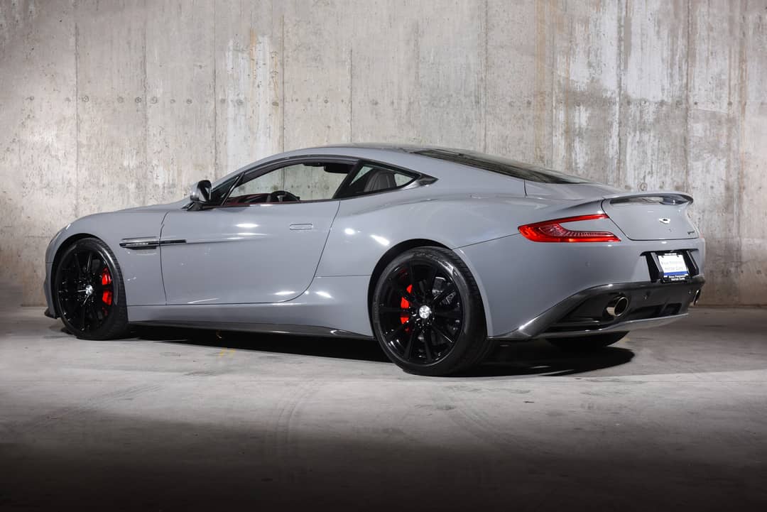 2014 Aston Martin Vanquish — photo 3