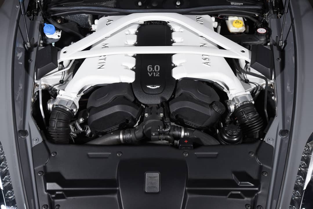 2014 Aston Martin Vanquish — photo 40