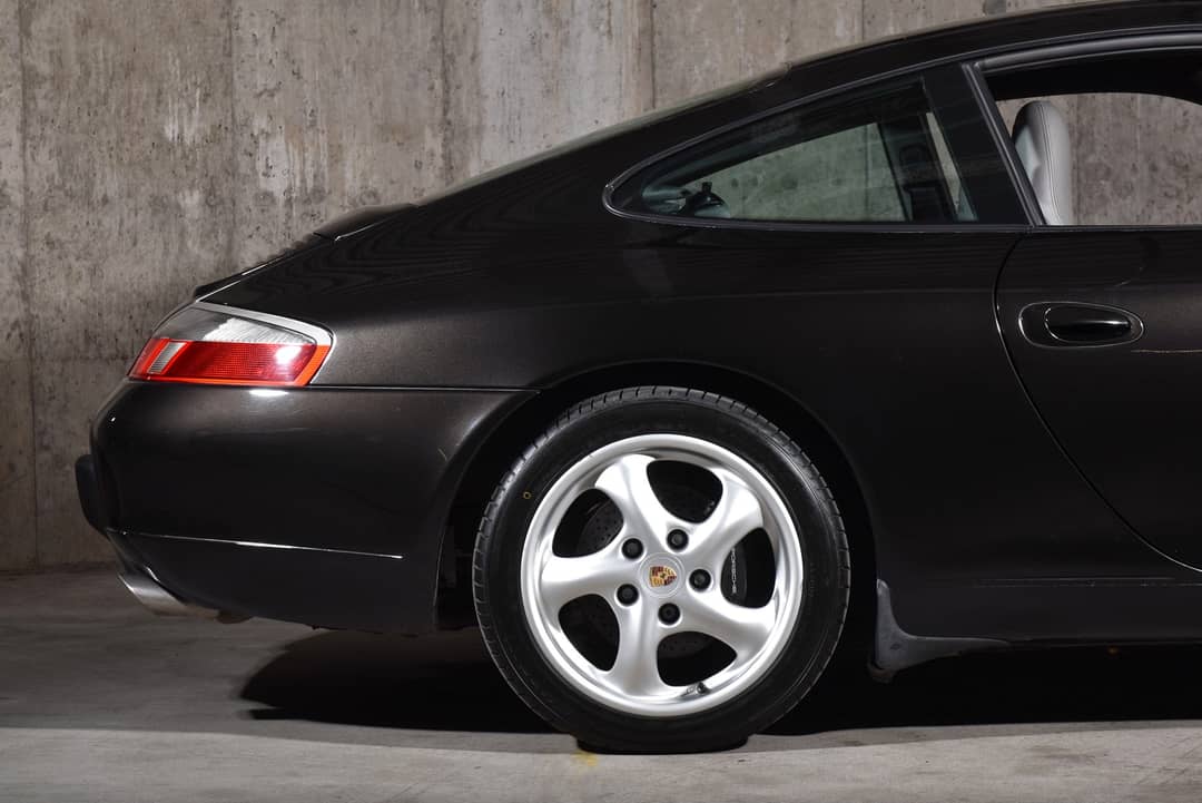 2001 Porsche 911 Carrera — photo 11