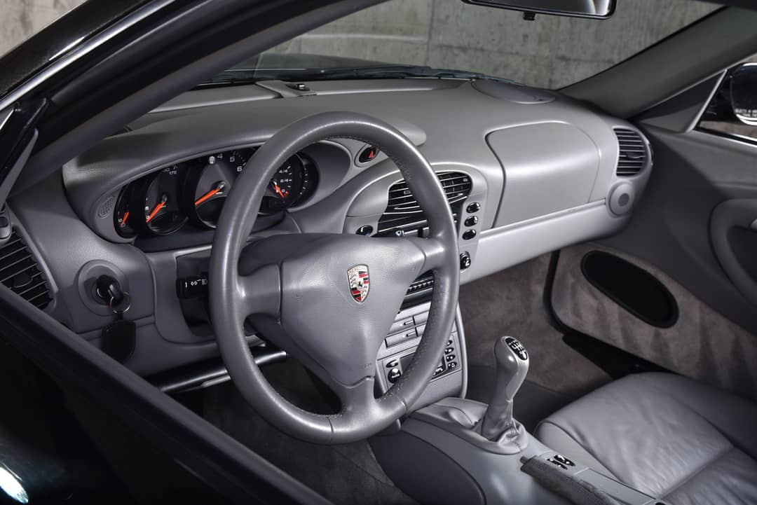 2001 Porsche 911 Carrera — photo 15