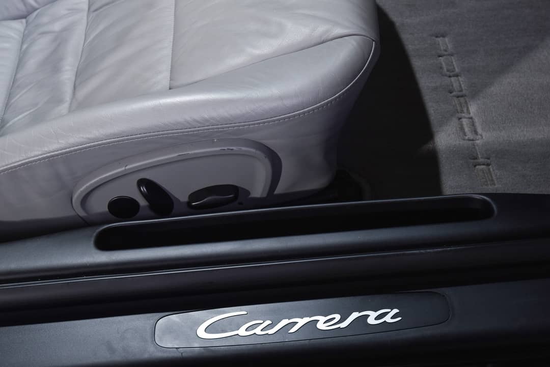 2001 Porsche 911 Carrera — photo 23